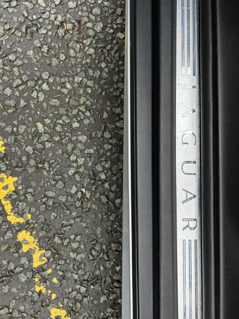 Used Jaguar XK 2011 for sale - 76406613: Photo 21