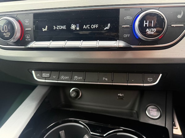Used Audi A4 Avant 2022 for sale - 76119250: Photo 30