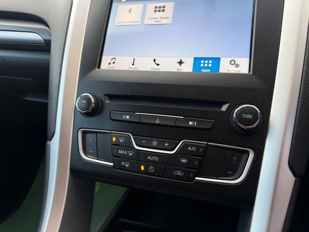 Used Ford Mondeo 2016 for sale - 76570563: Photo 24