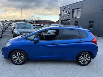 Used Honda Jazz 2017 for sale - 75998328: Photo 3