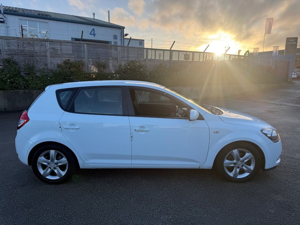 Used Kia Ceed 2012 for sale - 77227638: Photo 10