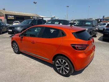 Used Renault Clio 2020 for sale - 79209961: Photo