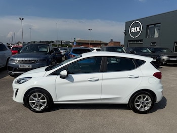 Used Ford Fiesta 2017 for sale - 78985413: Photo