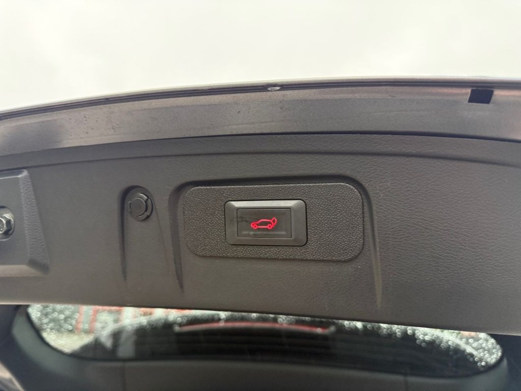 Used Infiniti QX30 2016 for sale - 77521098: Photo 8