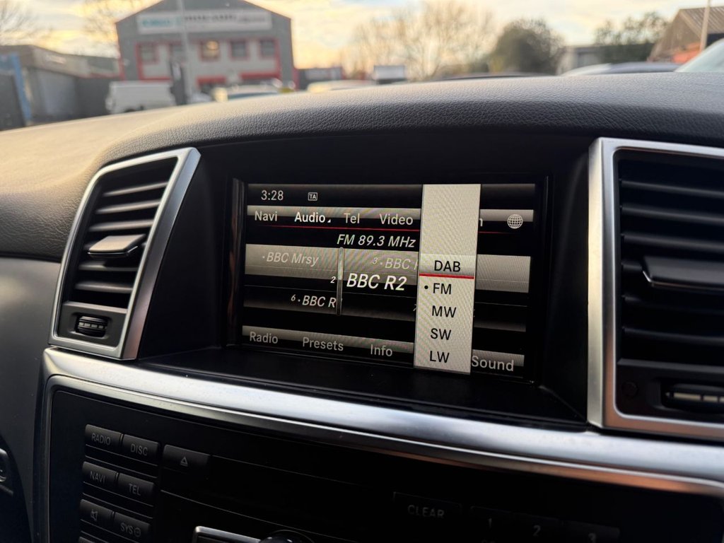 Used Mercedes-Benz M Class 2014 for sale - 76333808: Photo 27