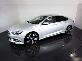 Used Vauxhall Insignia 2017 for sale - 78061947: Photo