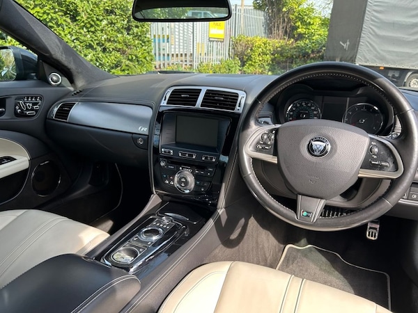 Used Jaguar XK 2014 for sale - 74319793: Photo 19