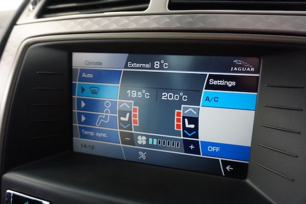 Used Jaguar XK 2011 for sale - 73644169: Photo 32