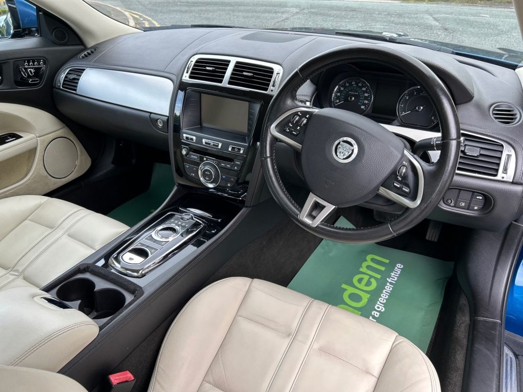 Used Jaguar XK 2013 for sale - 76333665: Photo 28