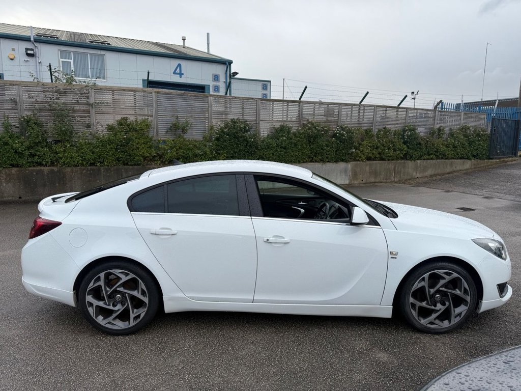Used Vauxhall Insignia 2016 for sale - 76132158: Photo 10