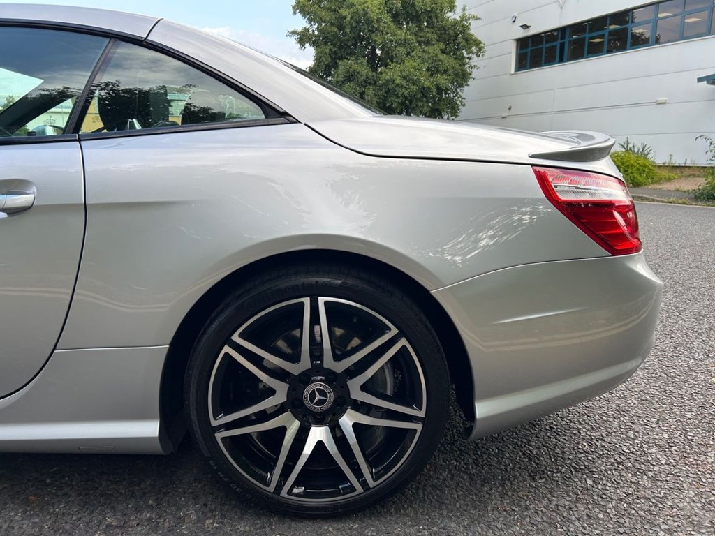 Used Mercedes-Benz SL 2013 for sale - 77841303: Photo 12