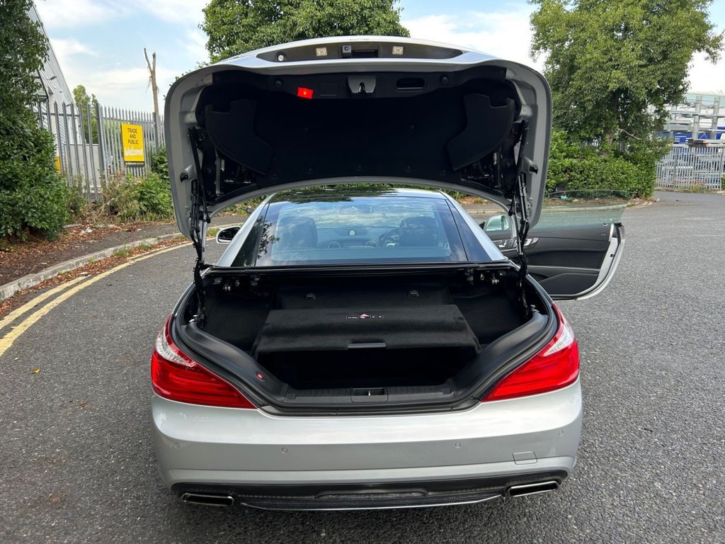 Used Mercedes-Benz SL 2013 for sale - 77841303: Photo 17