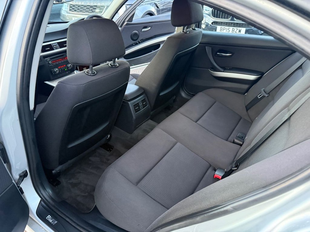 Used BMW 3 Series 2011 for sale - 76758597: Photo 25