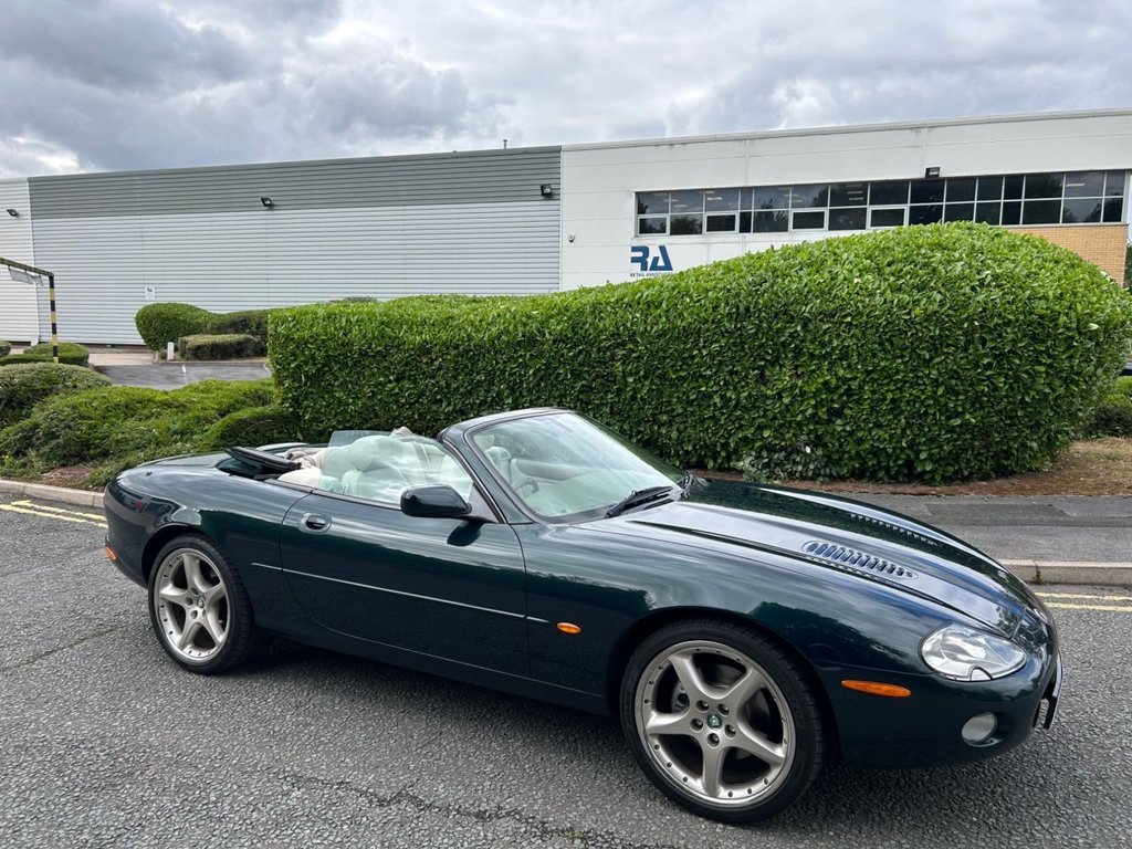 Used Jaguar XK8 2001 for sale - 76973672: Photo 24