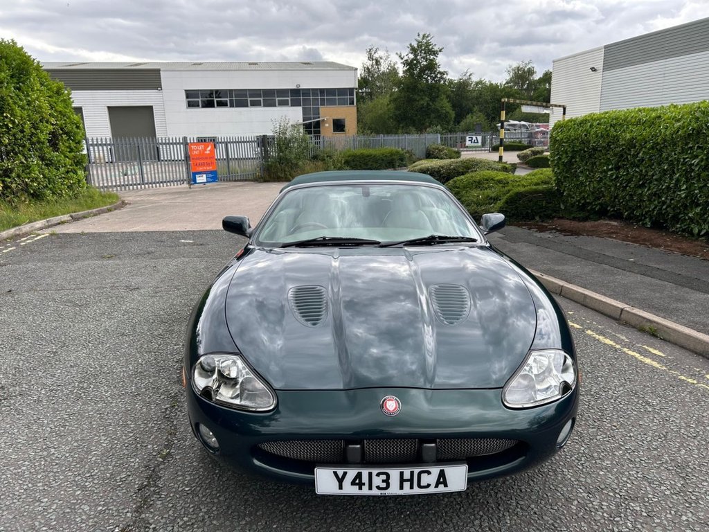 Used Jaguar XK8 2001 for sale - 76973672: Photo 9