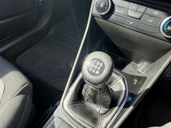 Used Ford Fiesta 2017 for sale - 76223277: Photo 26