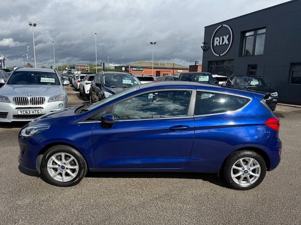 Used Ford Fiesta 2017 for sale - 76223277: Photo 3