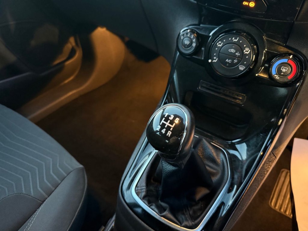 Used Ford Fiesta 2015 for sale - 76768124: Photo 26