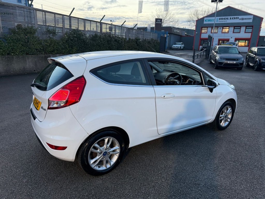 Used Ford Fiesta 2015 for sale - 76768124: Photo 9