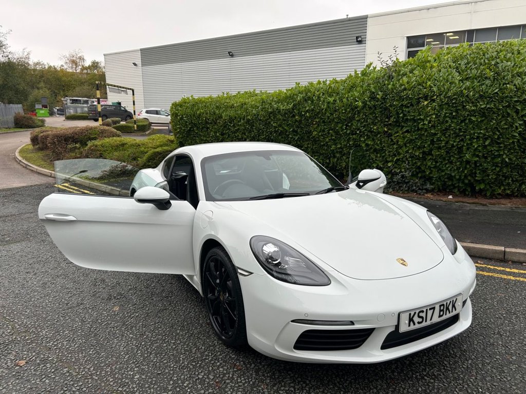 Used Porsche 718 Cayman 2017 for sale - 76430352: Photo 20
