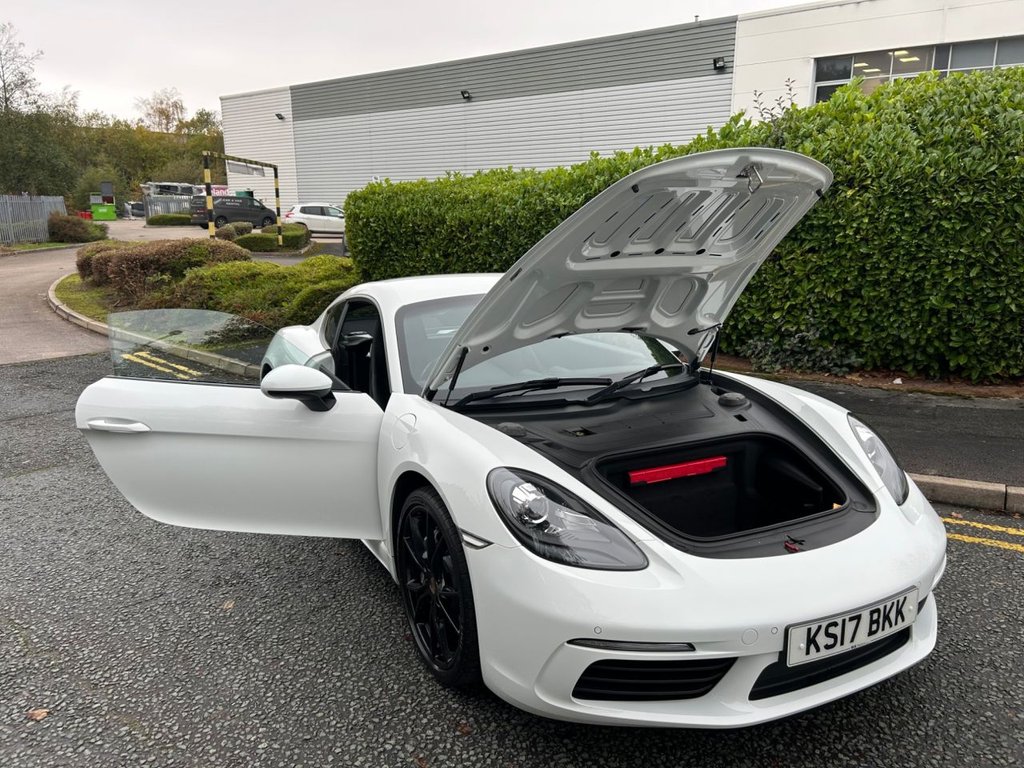 Used Porsche 718 Cayman 2017 for sale - 76430352: Photo 21