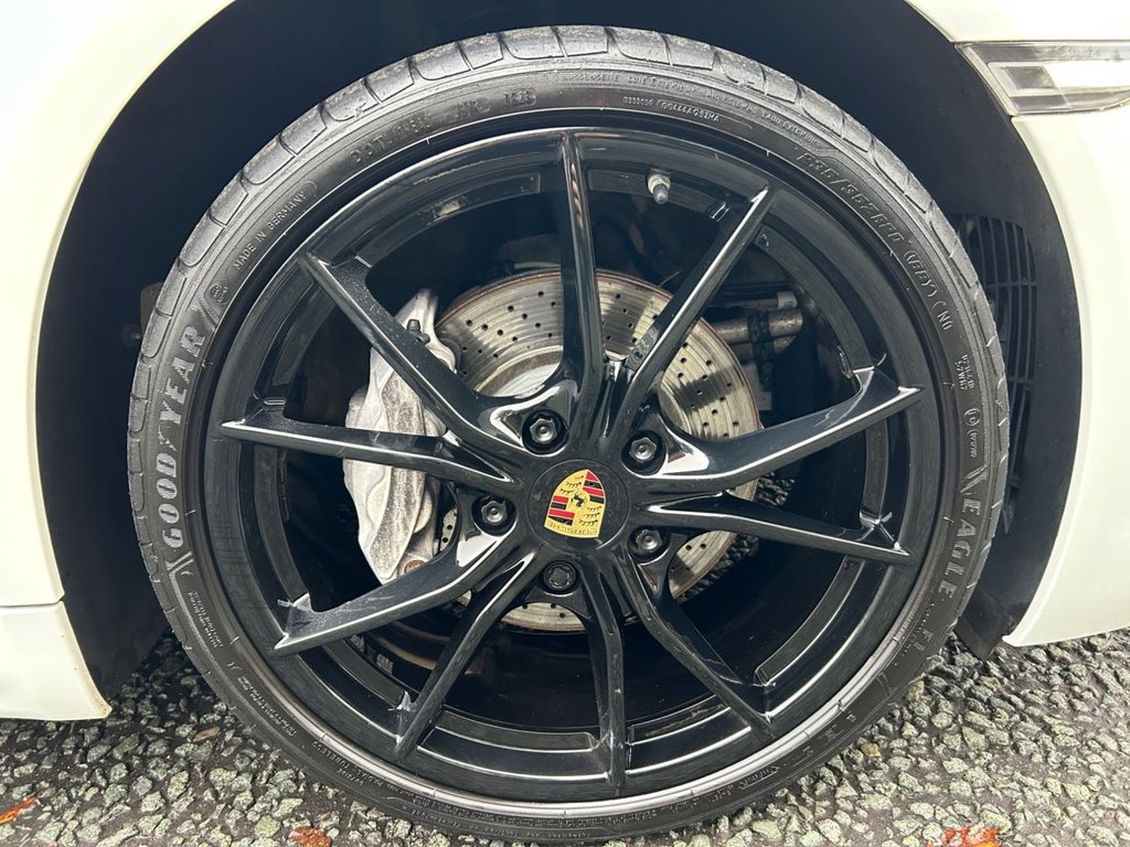 Used Porsche 718 Cayman 2017 for sale - 76430352: Photo 23