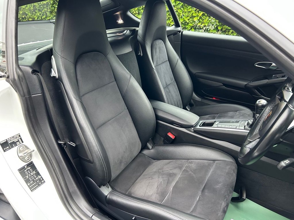 Used Porsche 718 Cayman 2017 for sale - 76430352: Photo 25