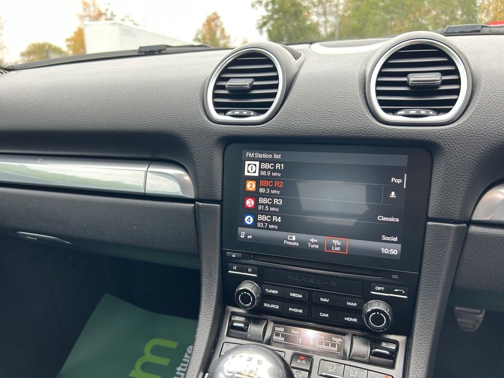 Used Porsche 718 Cayman 2017 for sale - 76430352: Photo 30