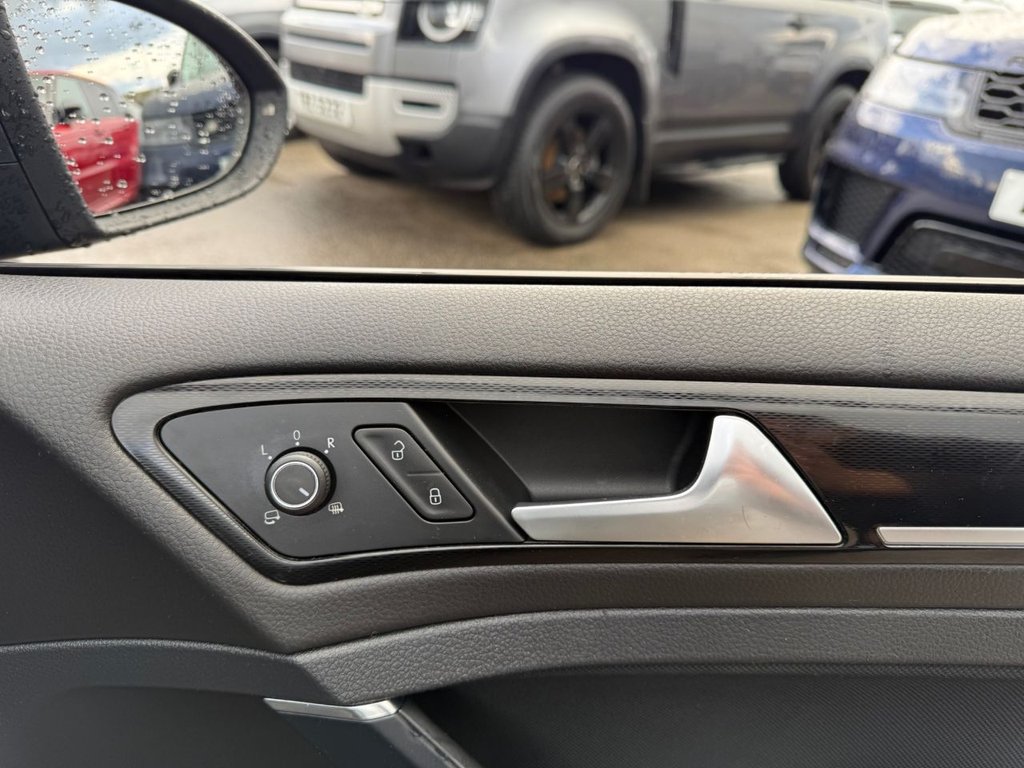 Used Volkswagen Golf 2017 for sale - 76313277: Photo 17