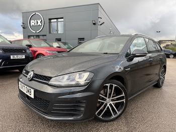 Used Volkswagen Golf 2017 for sale - 76313277: Photo