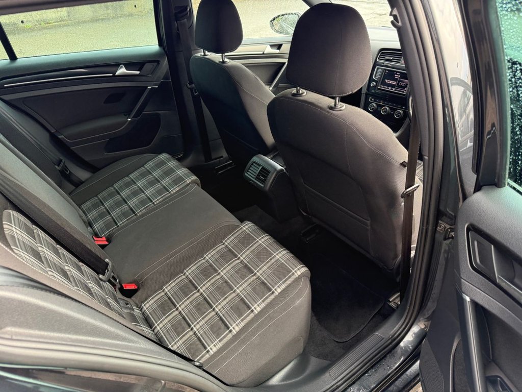 Used Volkswagen Golf 2017 for sale - 76313277: Photo 30