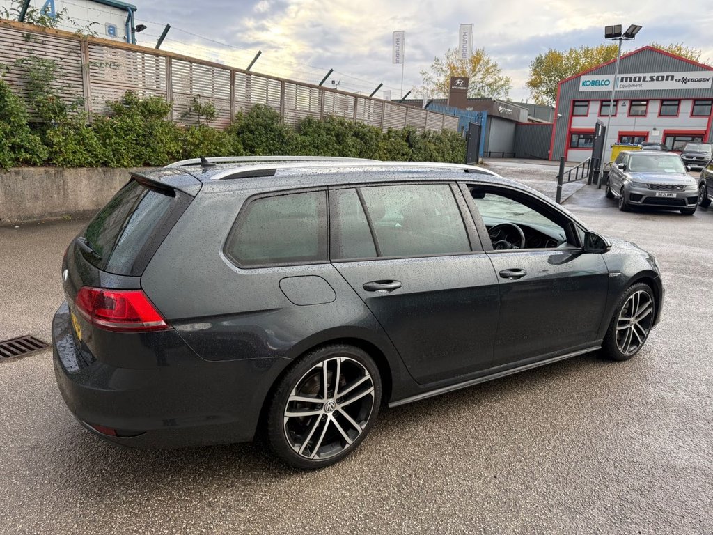 Used Volkswagen Golf 2017 for sale - 76313277: Photo 9