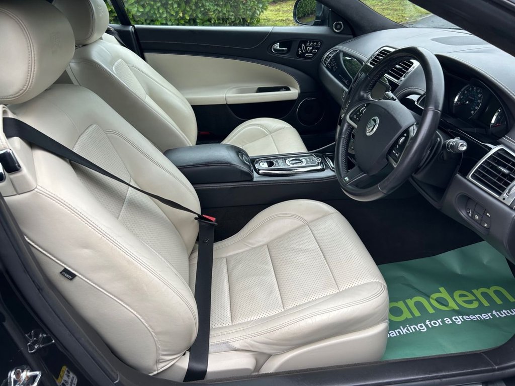 Used Jaguar XKR 2013 for sale - 76327900: Photo 25