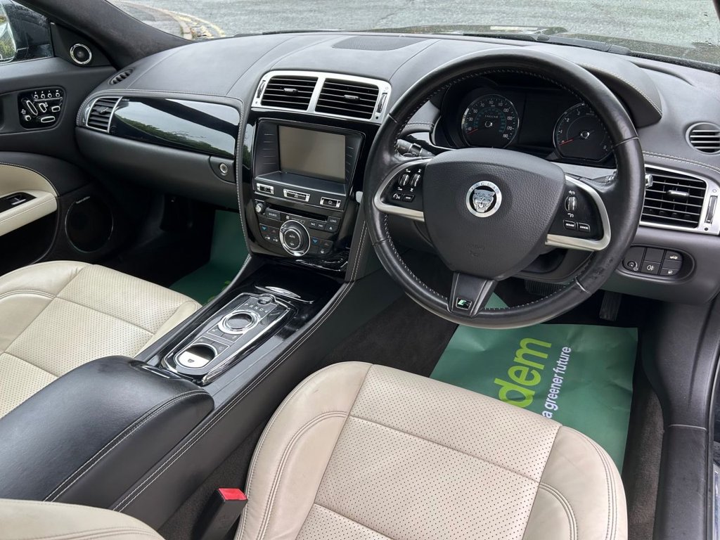 Used Jaguar XKR 2013 for sale - 76327900: Photo 27