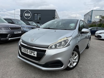 Used Peugeot 208 2015 for sale - 79506272: Photo