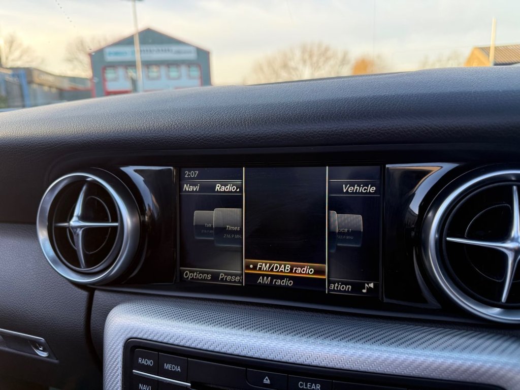 Used Mercedes-Benz SLC 2017 for sale - 76783589: Photo 25