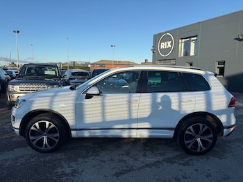 Used Volkswagen Touareg 2016 for sale - 79350535: Photo