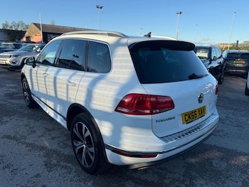 Used Volkswagen Touareg 2016 for sale - 79350535: Photo