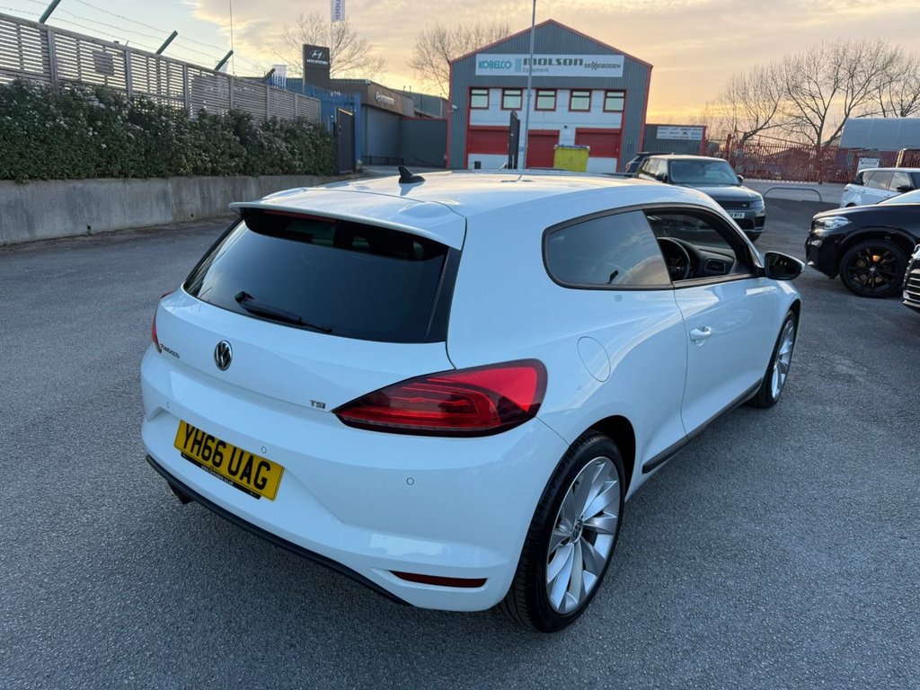 Used Volkswagen Scirocco 2016 for sale - 77685297: Photo 7