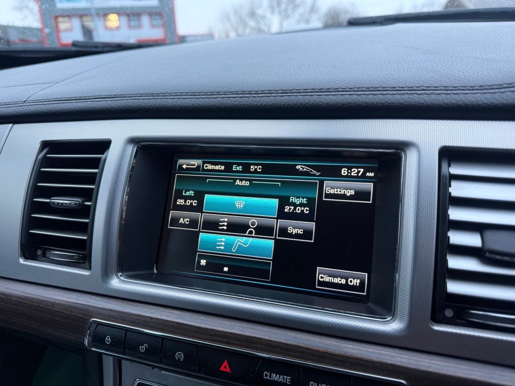 Used Jaguar XF 2012 for sale - 77328456: Photo 20