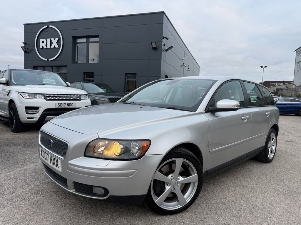 Used Volvo V50 2007 for sale - 77463506: Photo 2