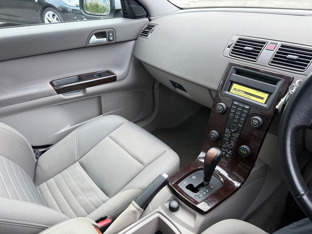 Used Volvo V50 2007 for sale - 77463506: Photo 25