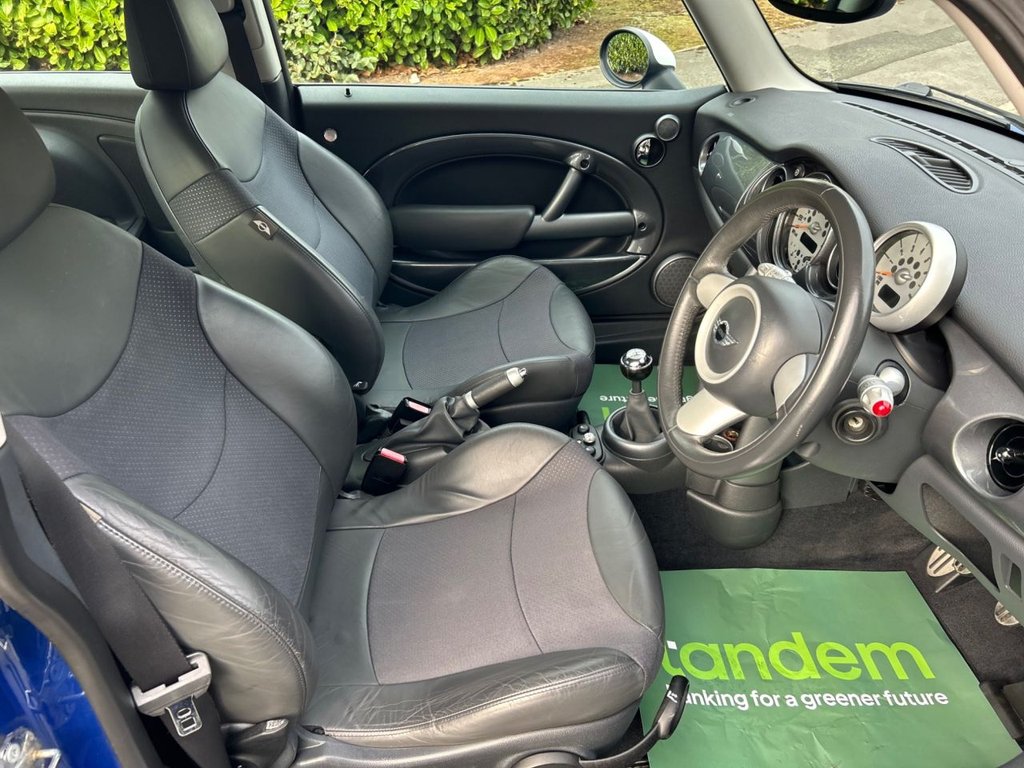 Used MINI Hatch 2004 for sale - 76163561: Photo 23