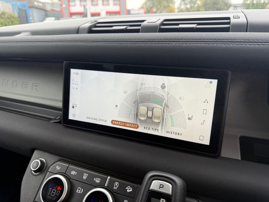 Used Land Rover Defender 2021 for sale - 75960643: Photo 25