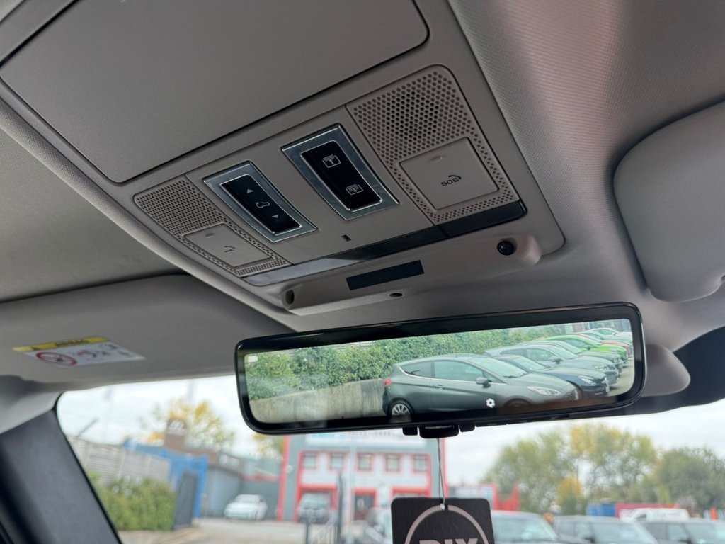 Used Land Rover Defender 2021 for sale - 75960643: Photo 31