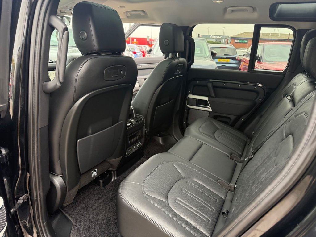 Used Land Rover Defender 2021 for sale - 75960643: Photo 37