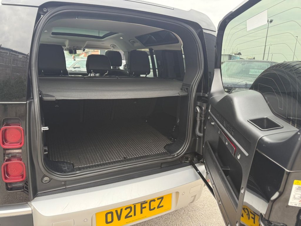 Used Land Rover Defender 2021 for sale - 75960643: Photo 7