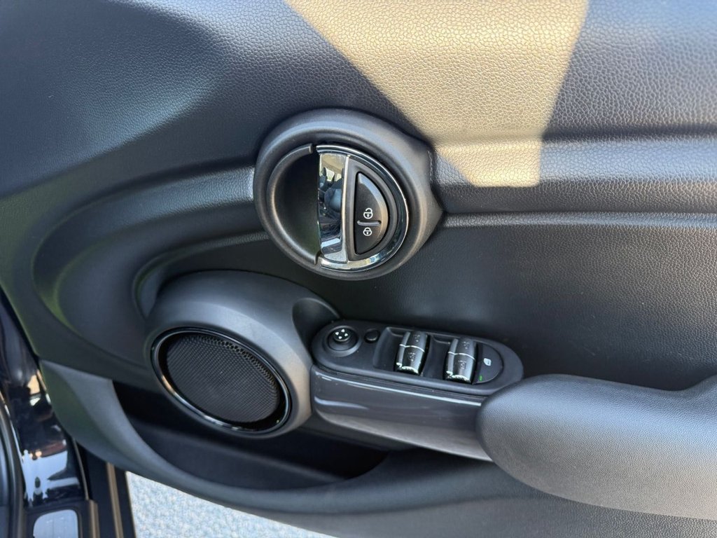 Used MINI Hatch 2016 for sale - 75923640: Photo 15