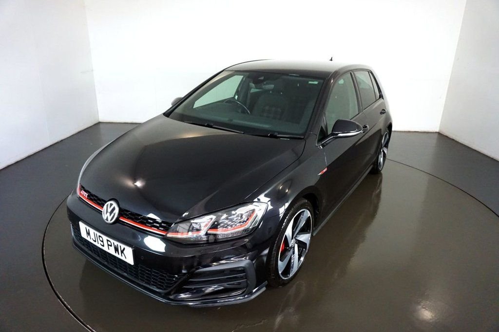 Used Volkswagen Golf 2019 for sale - 77719642: Photo 2