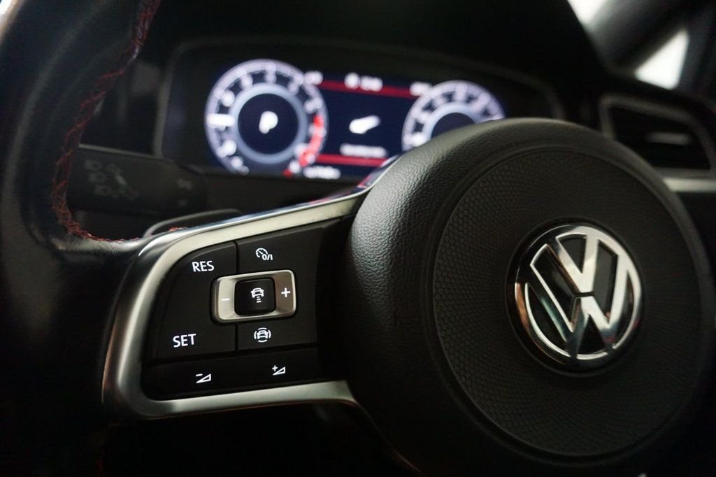 Used Volkswagen Golf 2019 for sale - 77719642: Photo 34